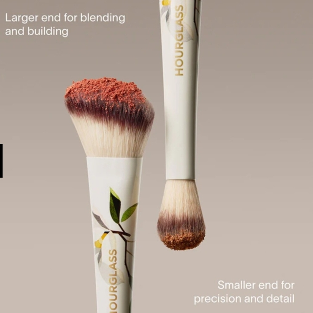 Hourglass Limited Edition Dual-Ended Brush - Picture 3 of 4